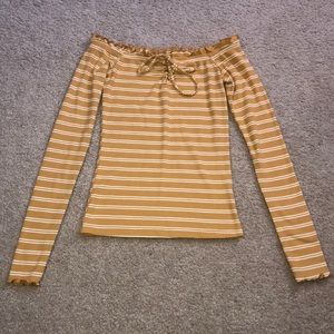 Aeropostale off the shoulder long sleeve